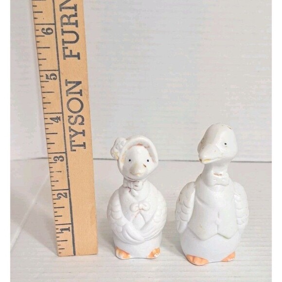 Vintage Ceramic Goose 4" Salt and Pepper Shakers Set Ma & Pa Country Kitchen - Picture 6 of 6
